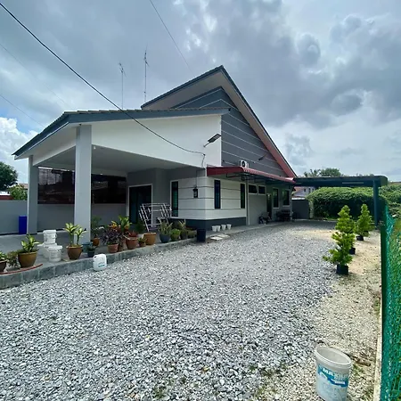 79 Village Muar Exterior photo